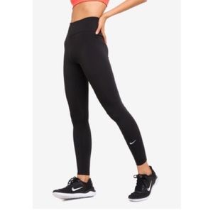 Nike dri fit leggings